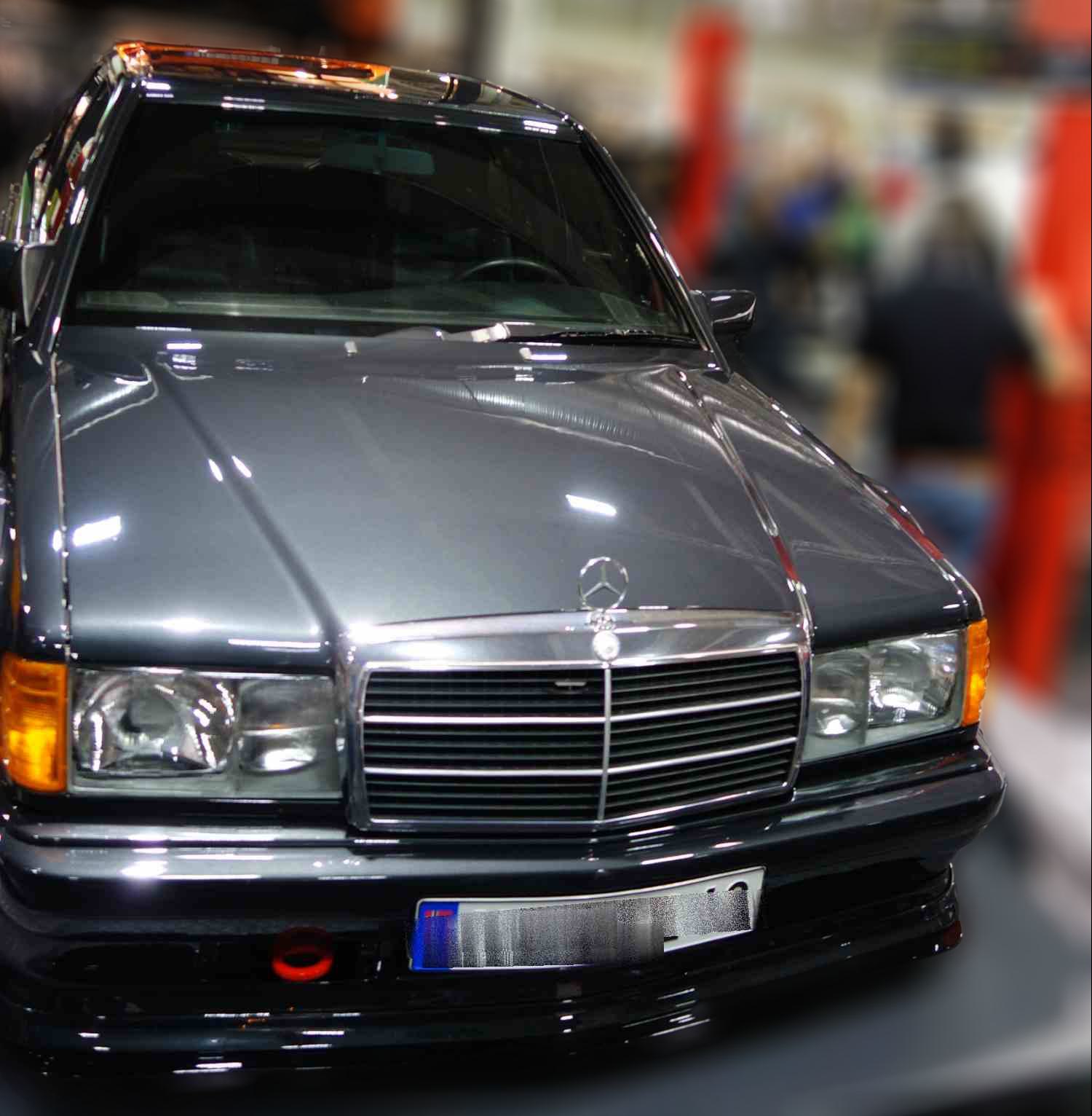 Mercedes-Benz 190-W201 190E (185 hk)