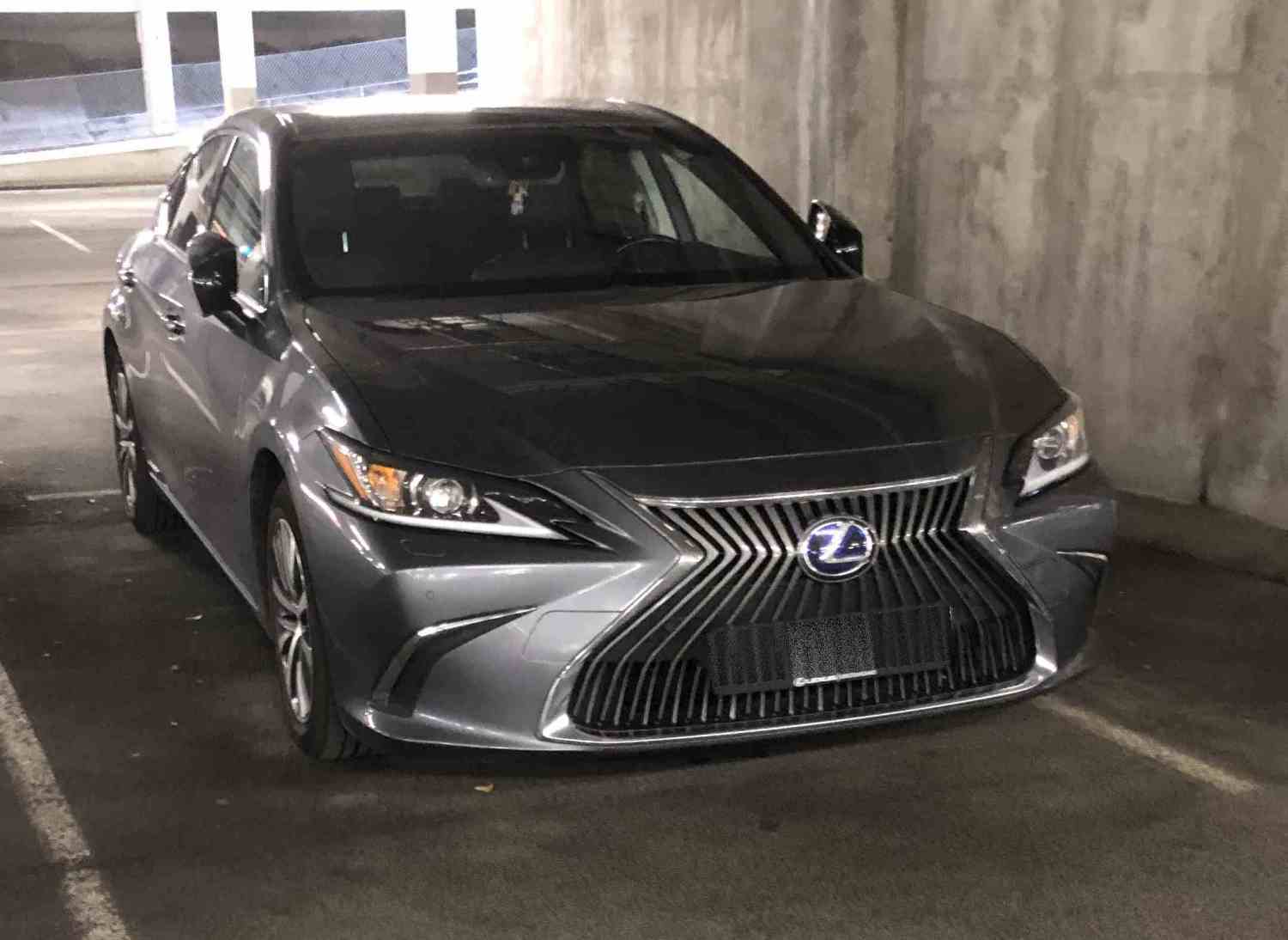 Lexus ES 300h F Sport