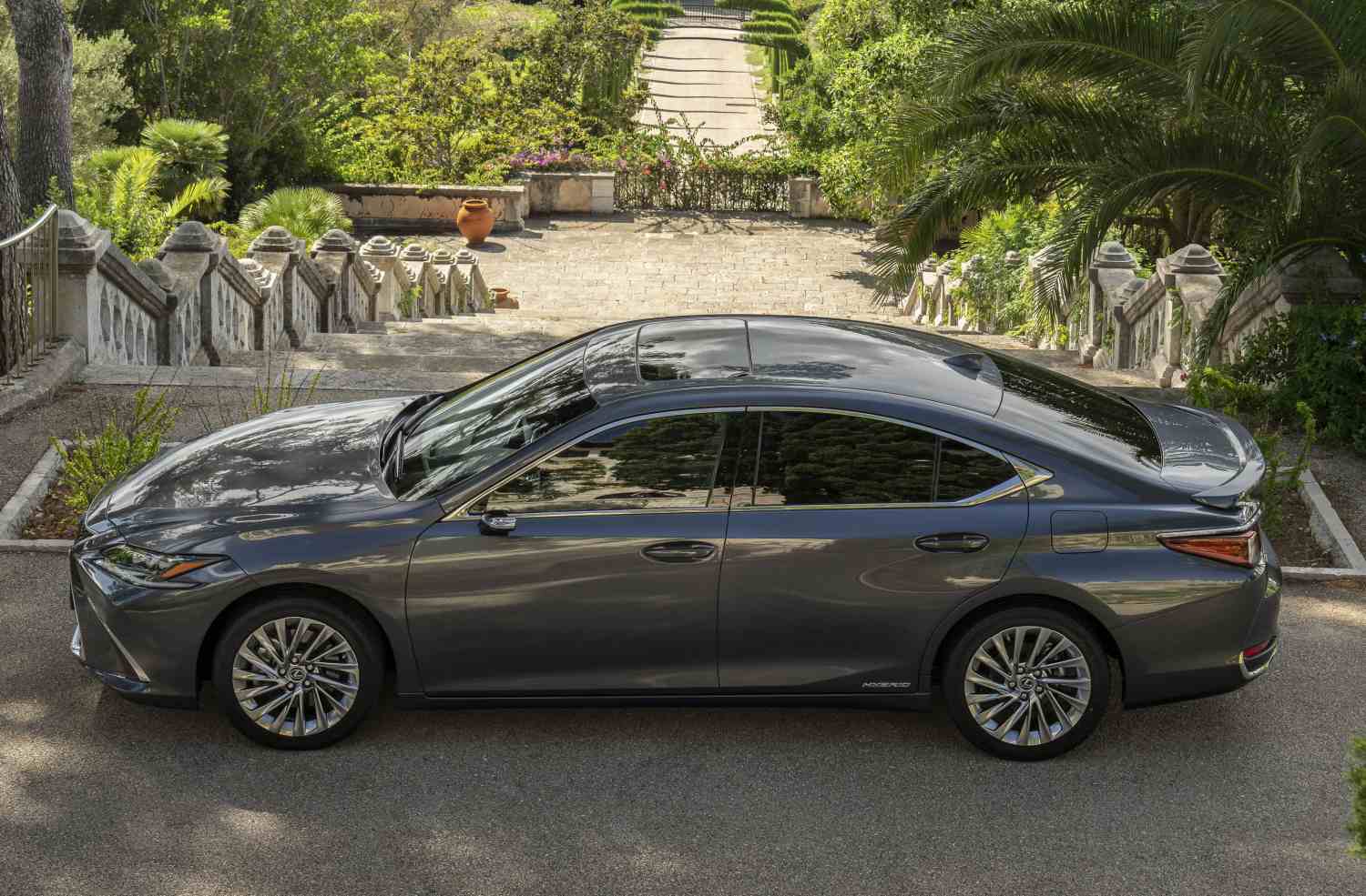 Lexus ES 300h Luxury