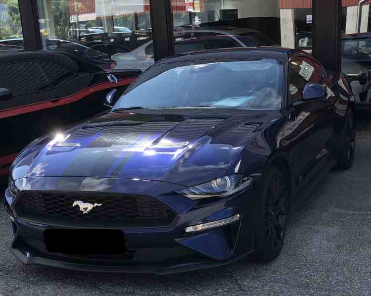 Ford Mustang EcoBoost Fastback automat