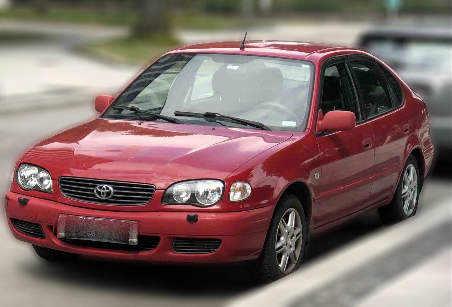 Toyota Corolla 4-dør sedan generation E110