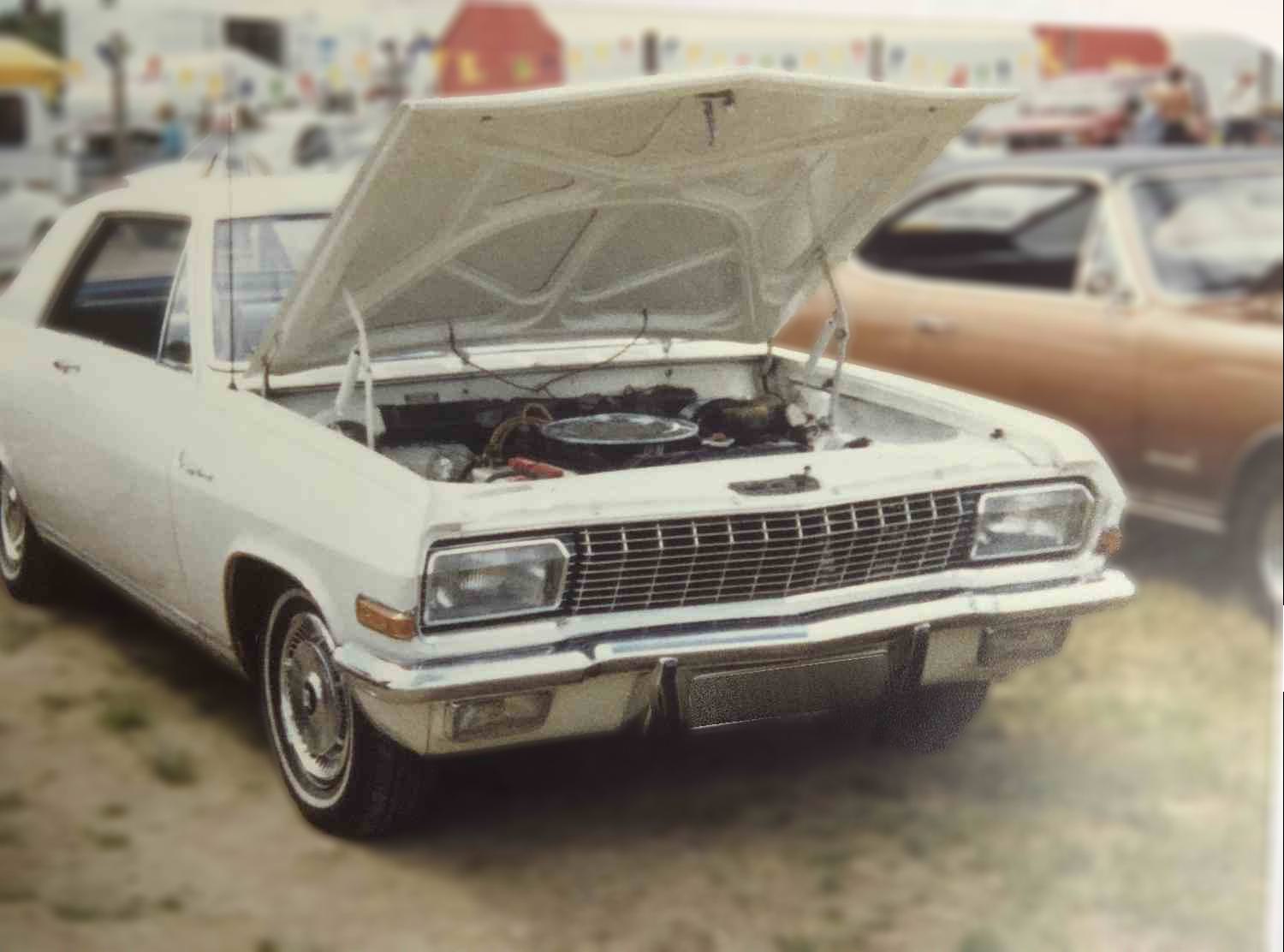 Opel Diplomat Opel Diplomat Coupe A V8 327 Cheva motor