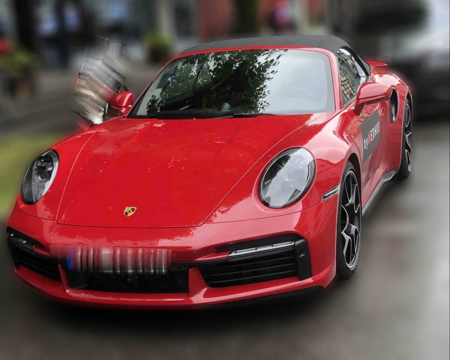 Porsche 911 Turbo Turbo S 650hk cabriolet