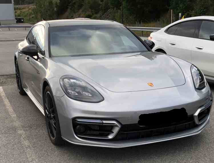 Porsche Panamera 4 E-Hybrid