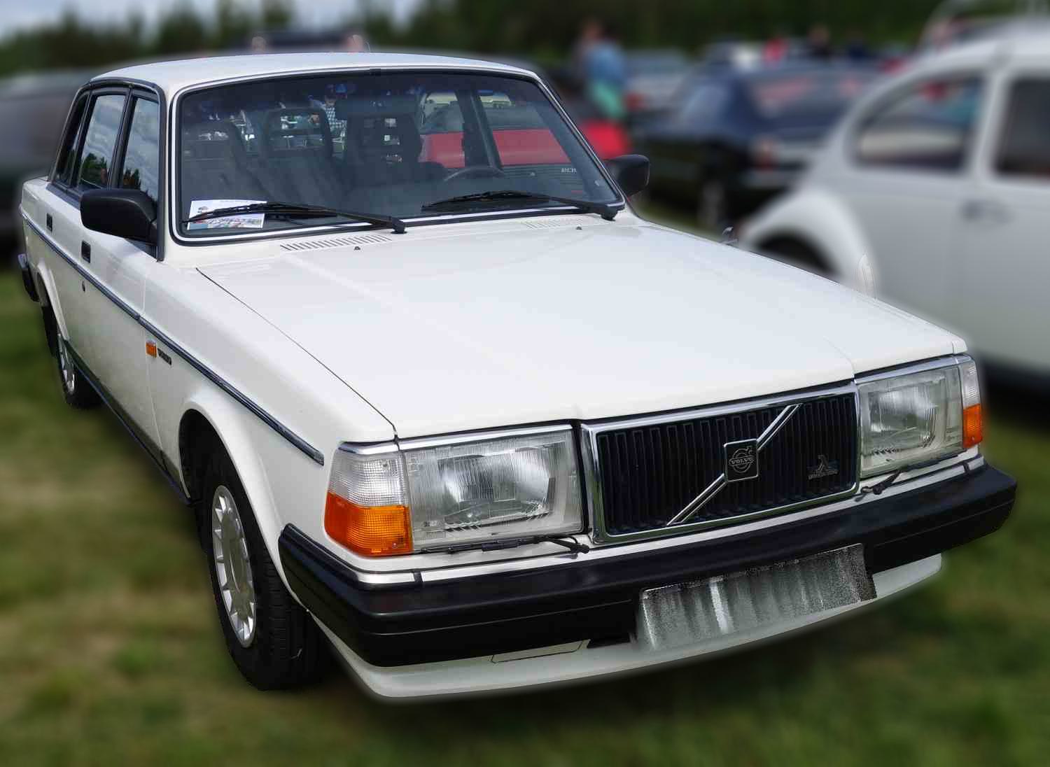 Volvo 240 GL 2,3 116 hk,  88mod