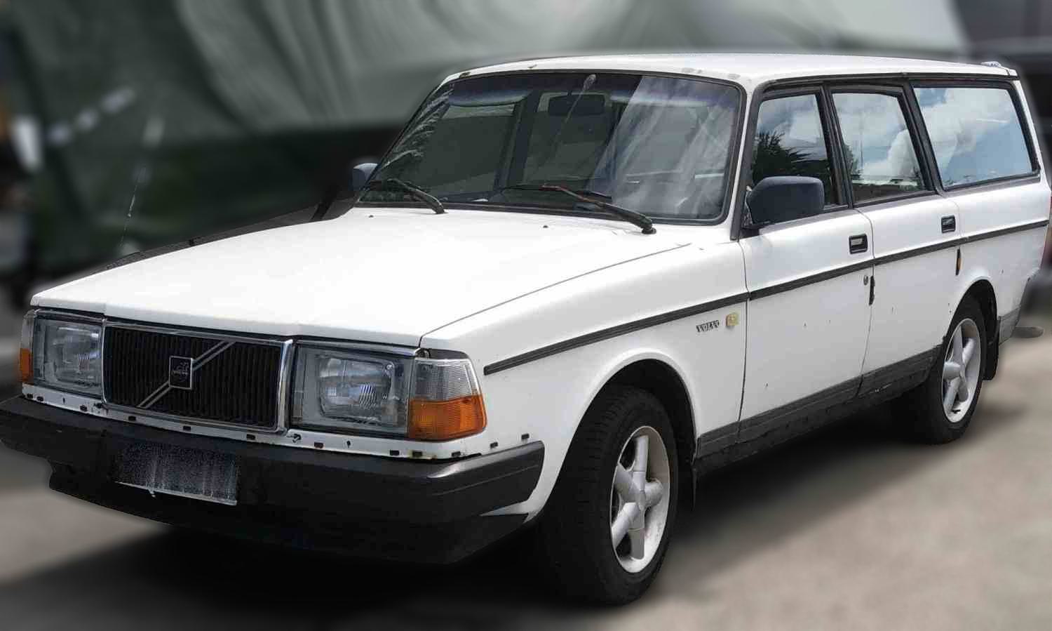 Volvo 240 GL 2,3 116 hk stvogn 87mod