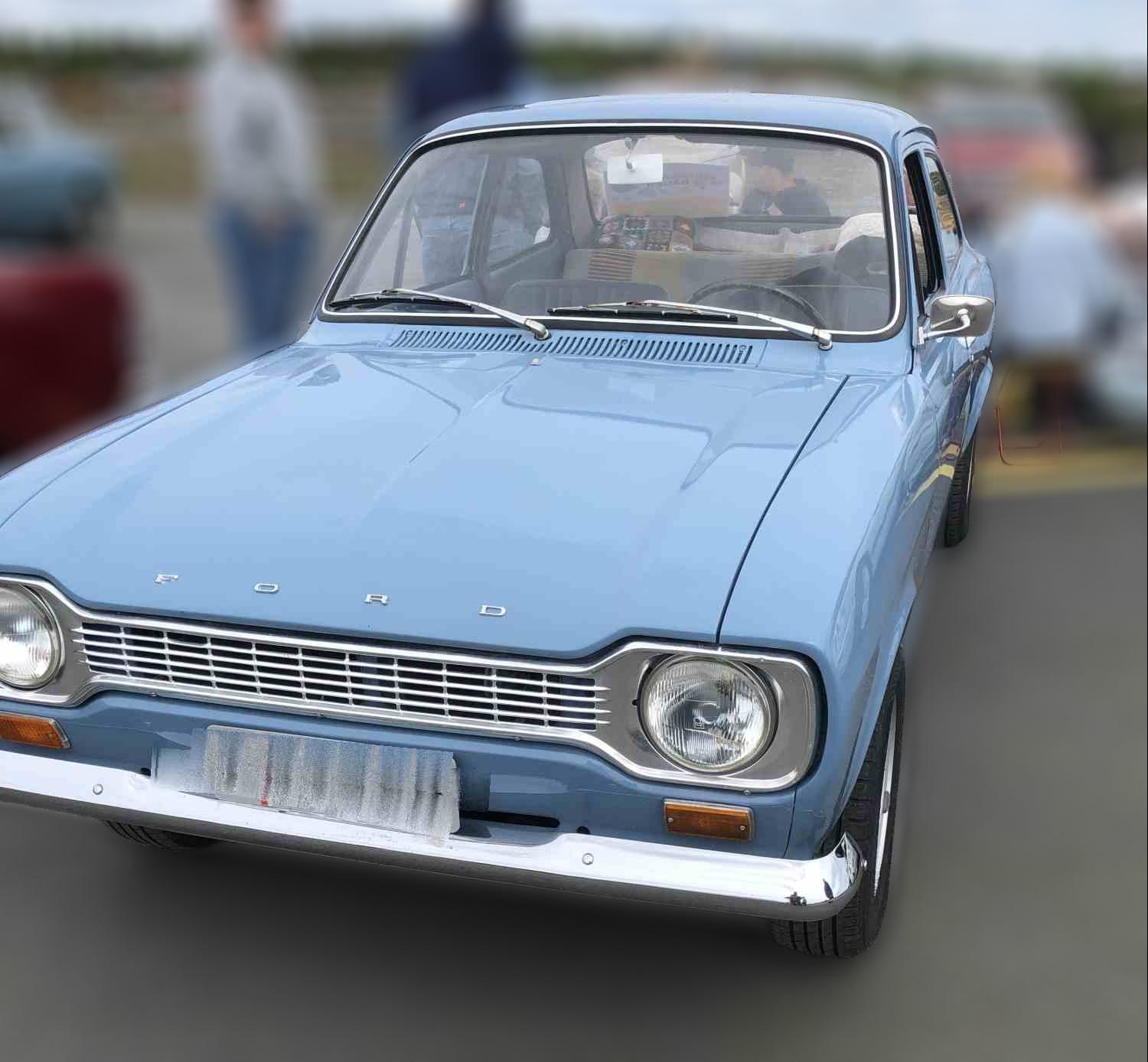 Ford Escort 1300 Deluxe 2 dørs