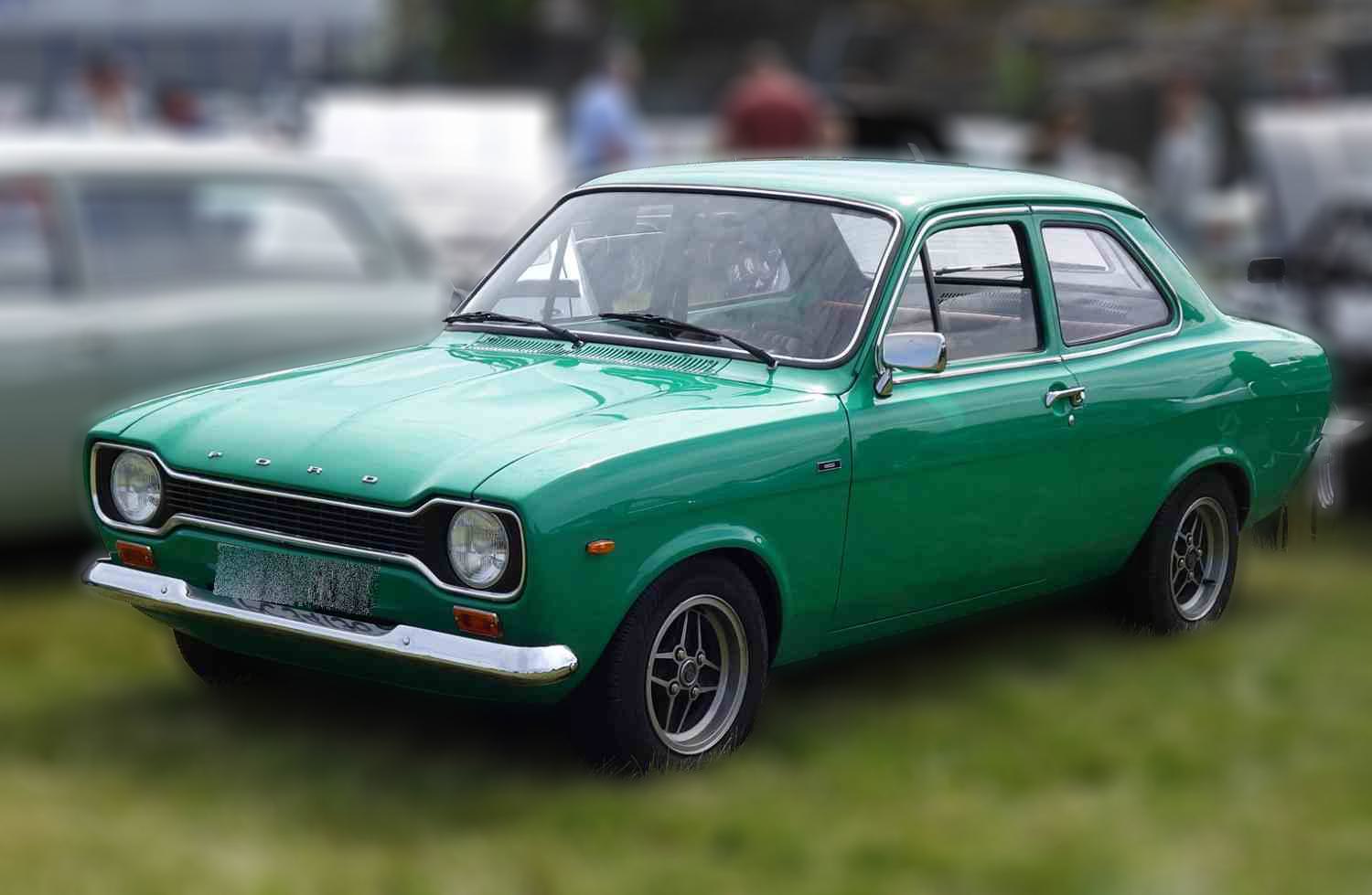 Ford Escort 1300 74 mod, 2 dørs