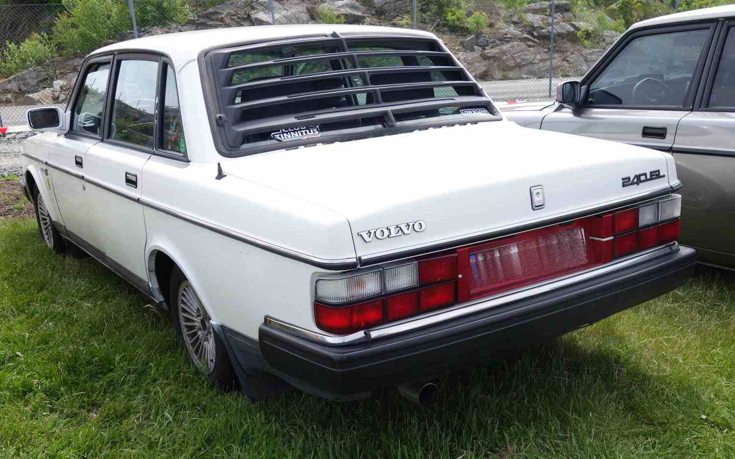 Volvo 240 GL 2,3 116 hk 93mod med Laksetrapp