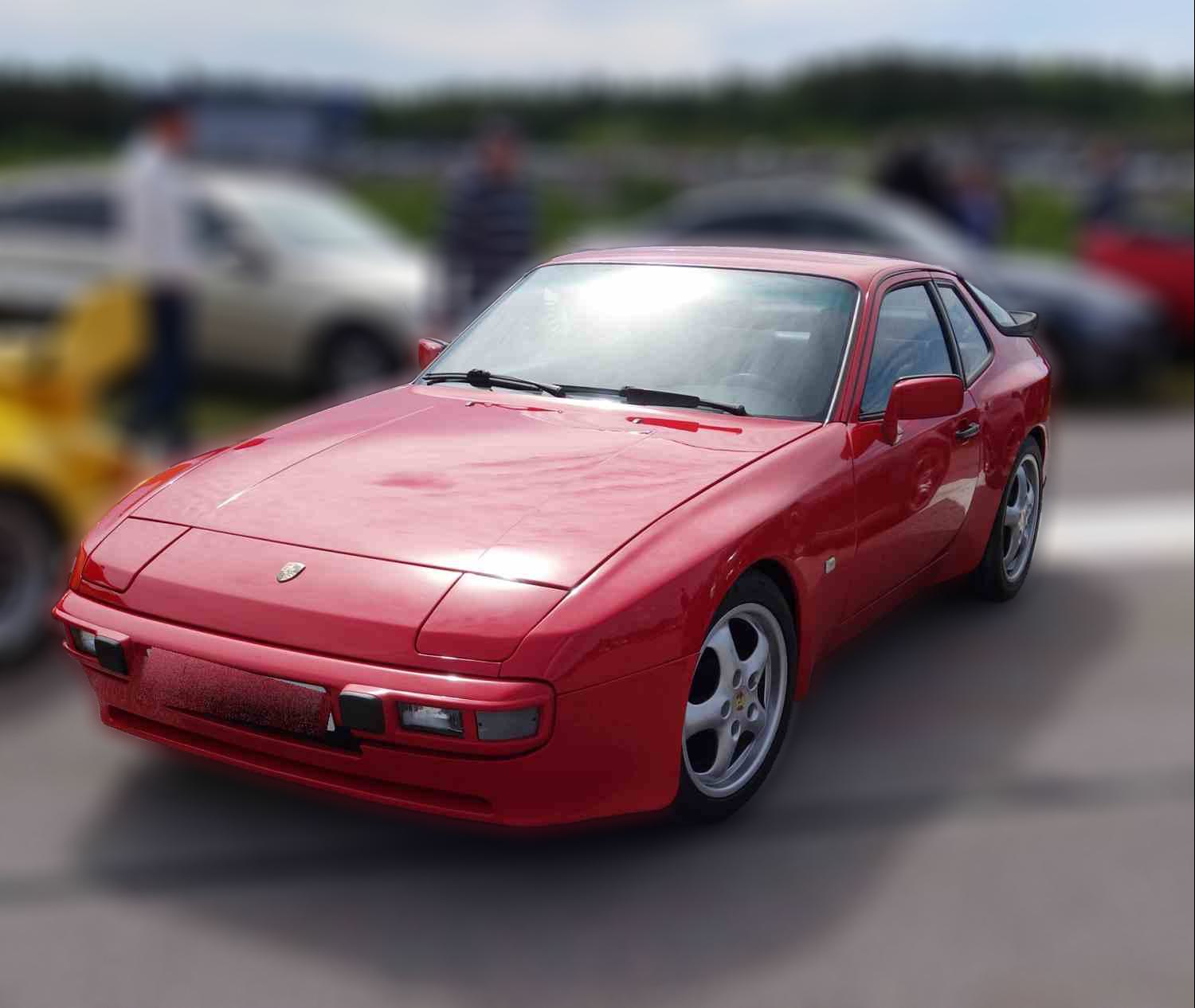 Porsche 944 85  163 hk, rød