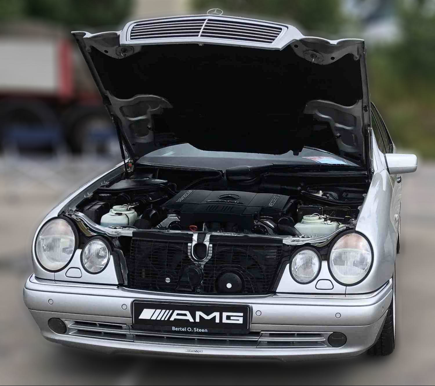 Mercedes-Benz E sedan E 60 AMG Automatic