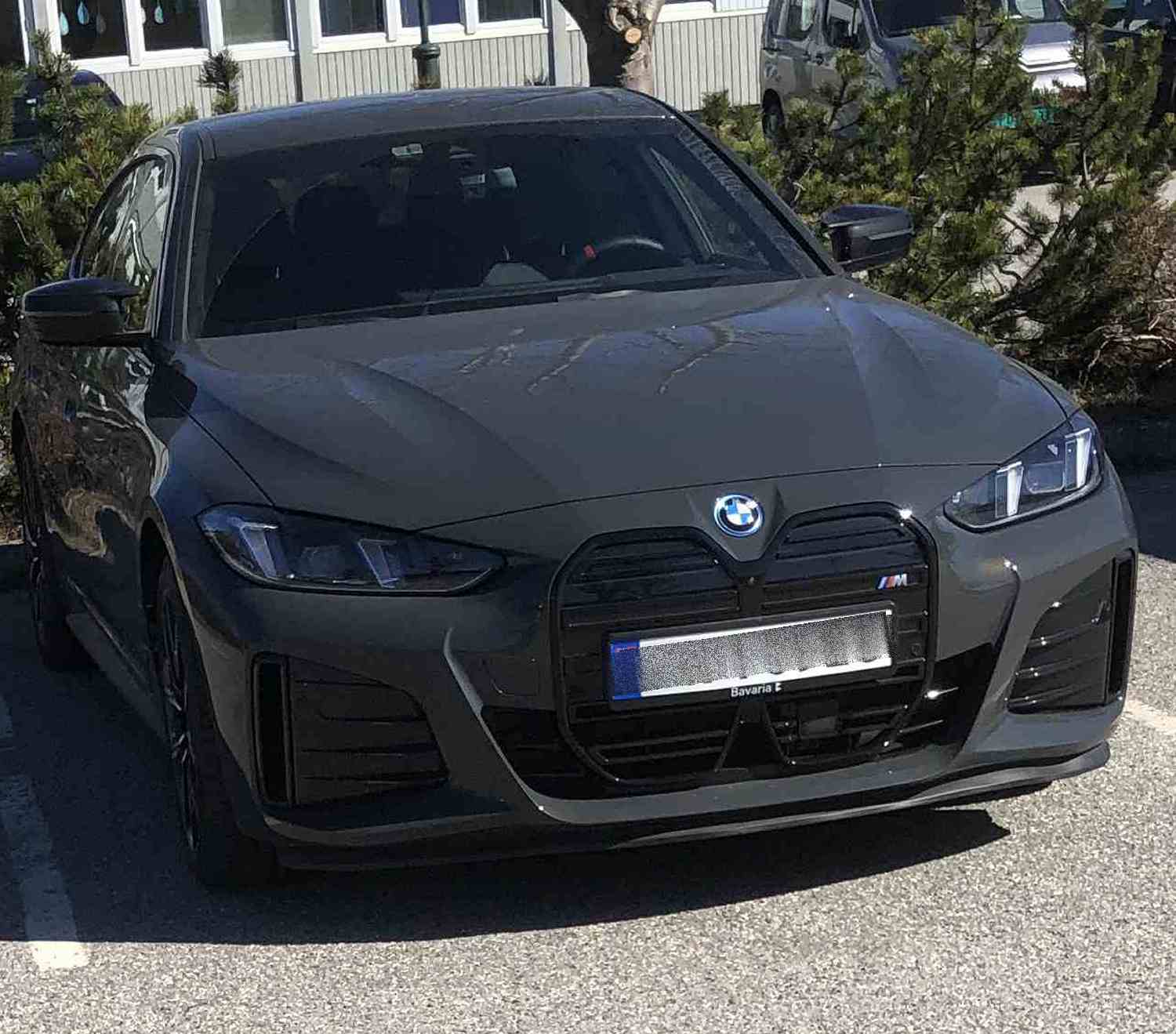BMW i4 M50 i4 M50 Charged 24 grå