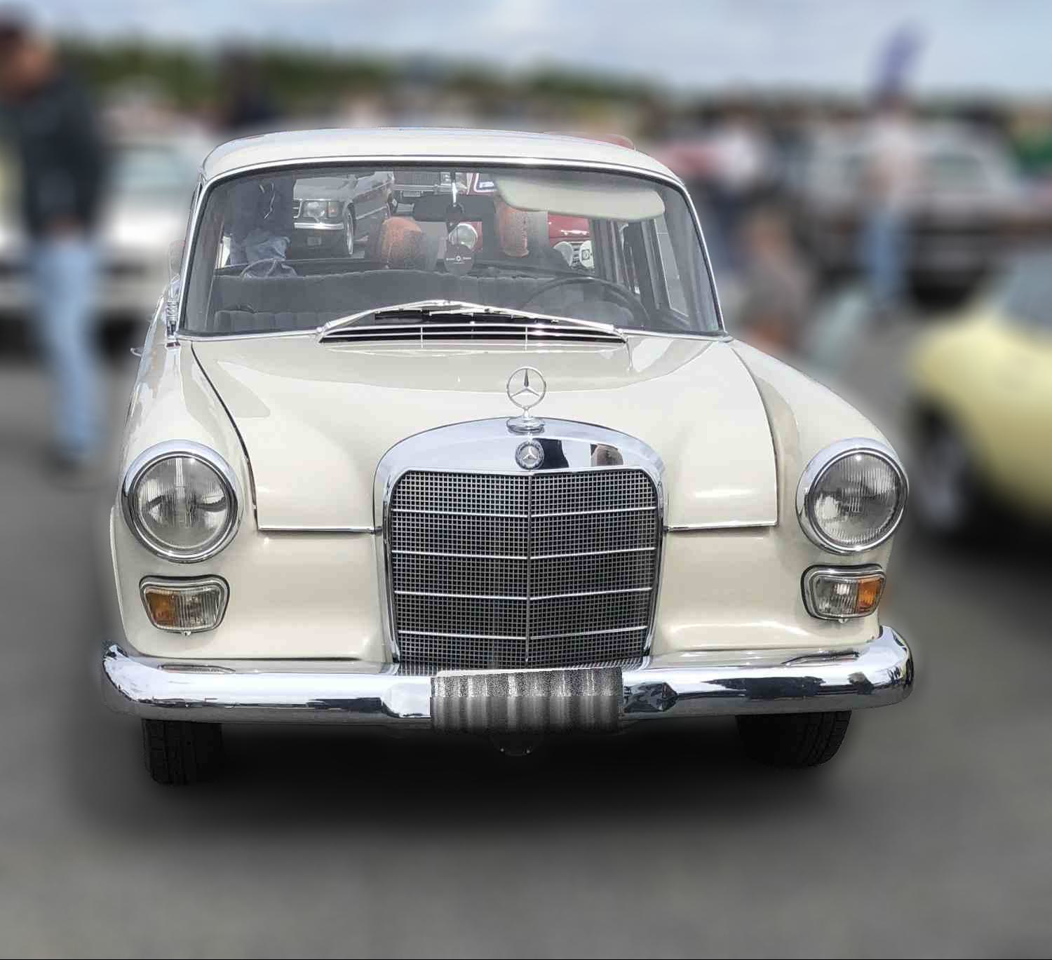 Mercedes-Benz /8_W114-W115 230,  120ps, 67  W114 6 syl