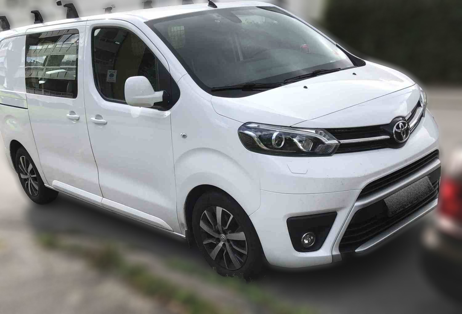 Toyota Proace 1,6 D, 116 hk, topphengslet bakdør