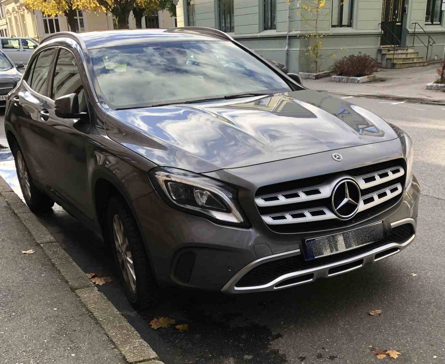 Mercedes-Benz GLA GLA 180, 122 hk