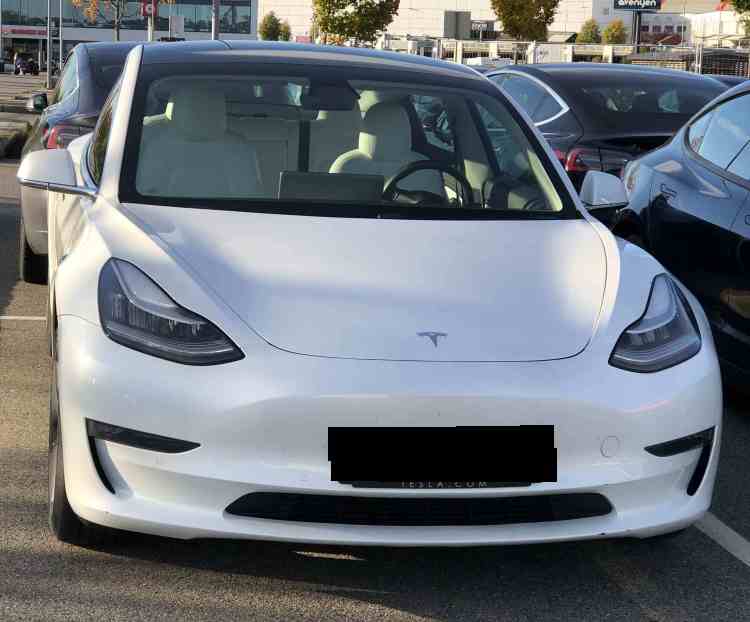 Tesla 3 Long Range AWD