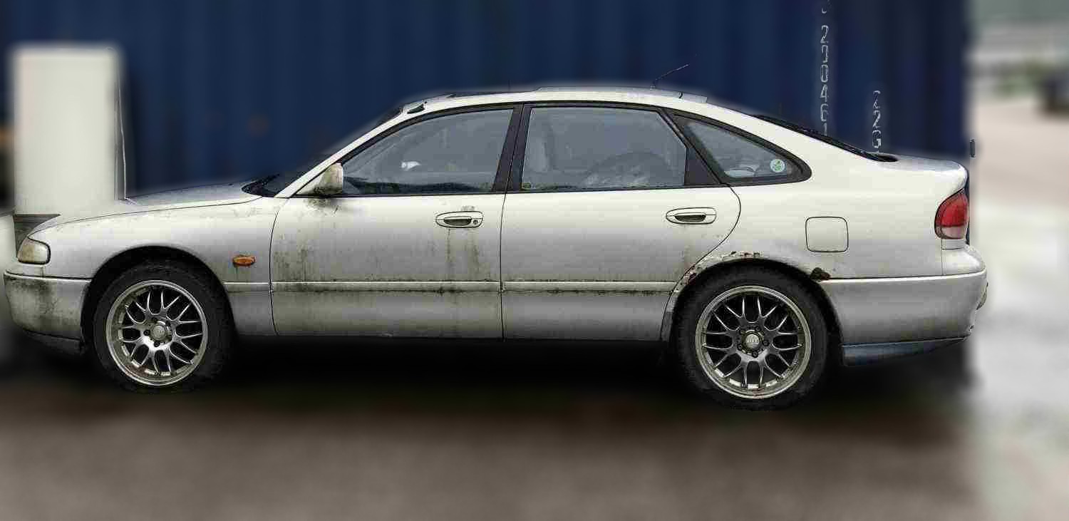 Mazda 626 2,0  sedan, 90 hk