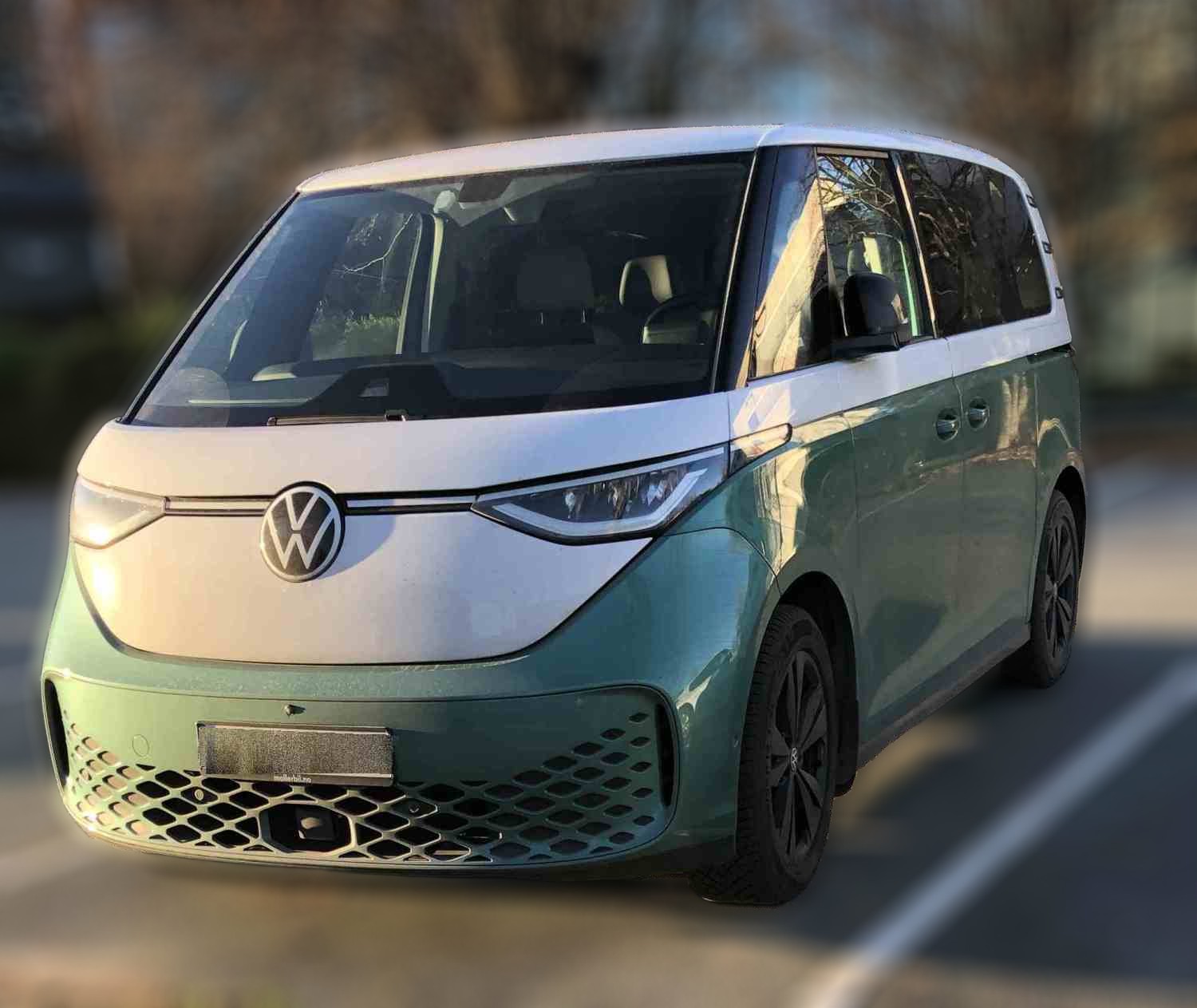 Volkswagen ID.Buzz personbil Pro 77 kWh 204 HK, grønn-hvit
