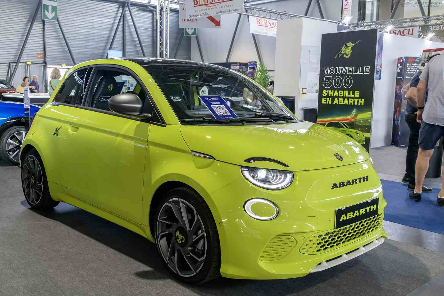 Abarth 500e Fiat Abarth 500e Scorpionissima (Cabriolet)