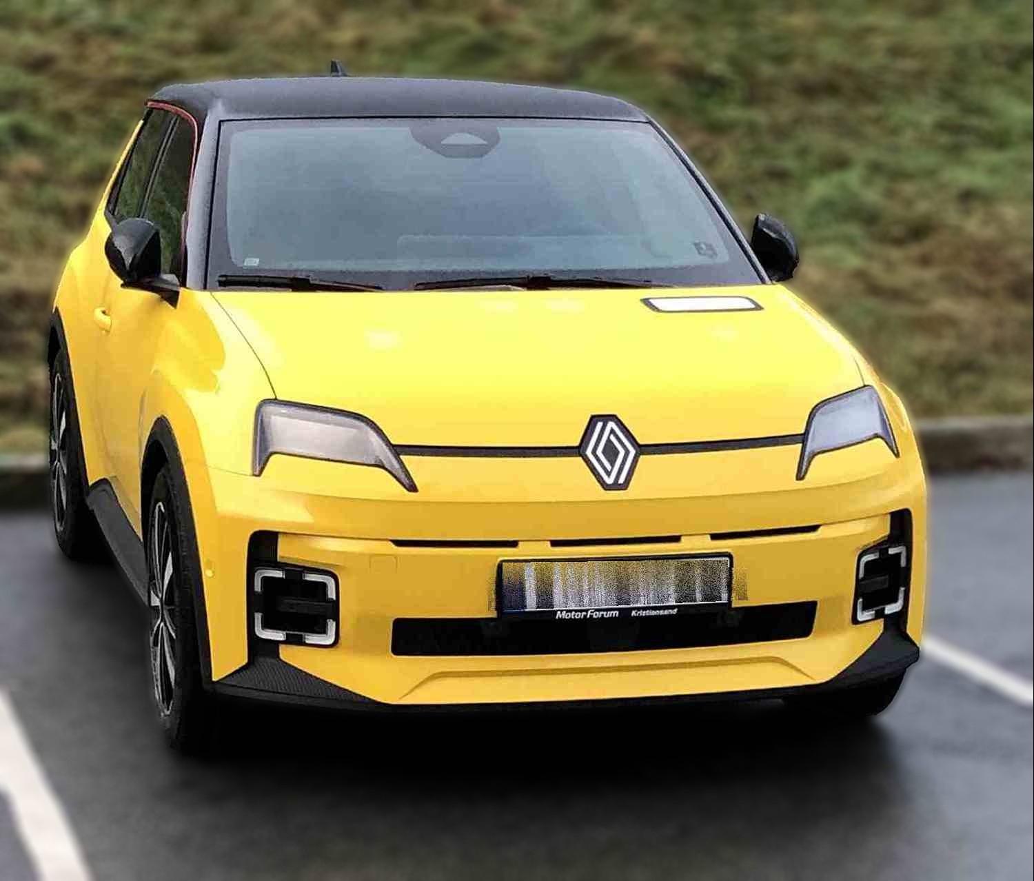 Renault 5 E-Tech Techno 52 kwt gul