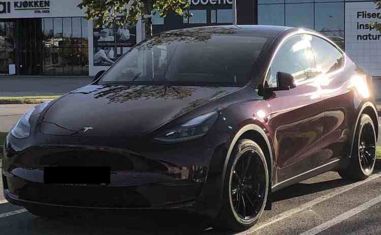 Tesla Y Long range