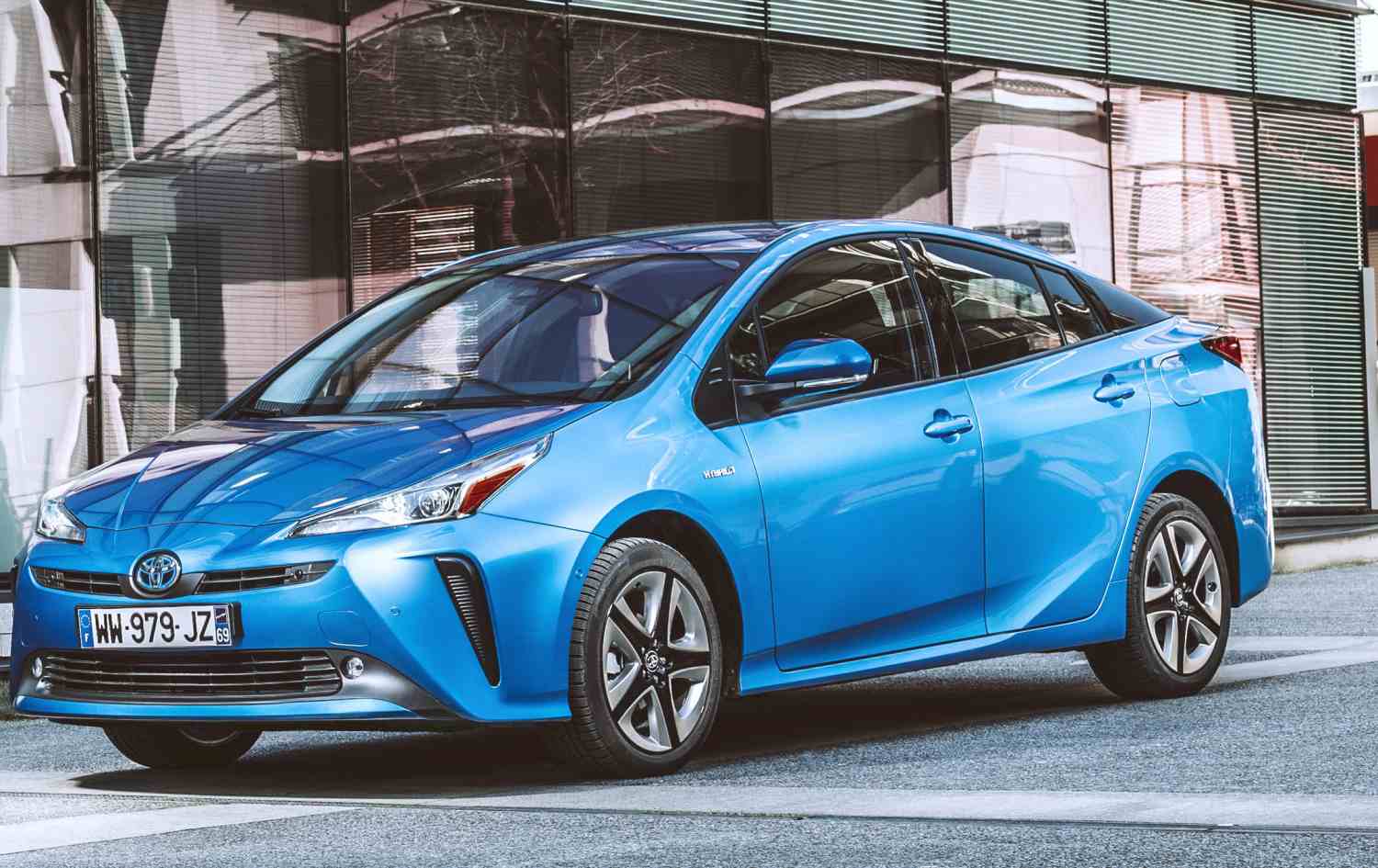Toyota Prius Prius+ Seven 1,8 VVT-i Hybrid Executive Skyview