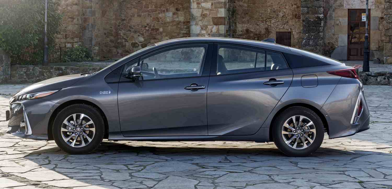 Toyota Prius PHEV Prius Plug-in 1,8 VVT-i PHEV Solar