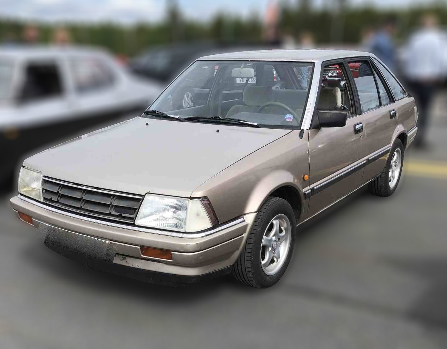 Nissan Stanza Stanxa 1,8 SGL, 85mod, 5dørs hatchback