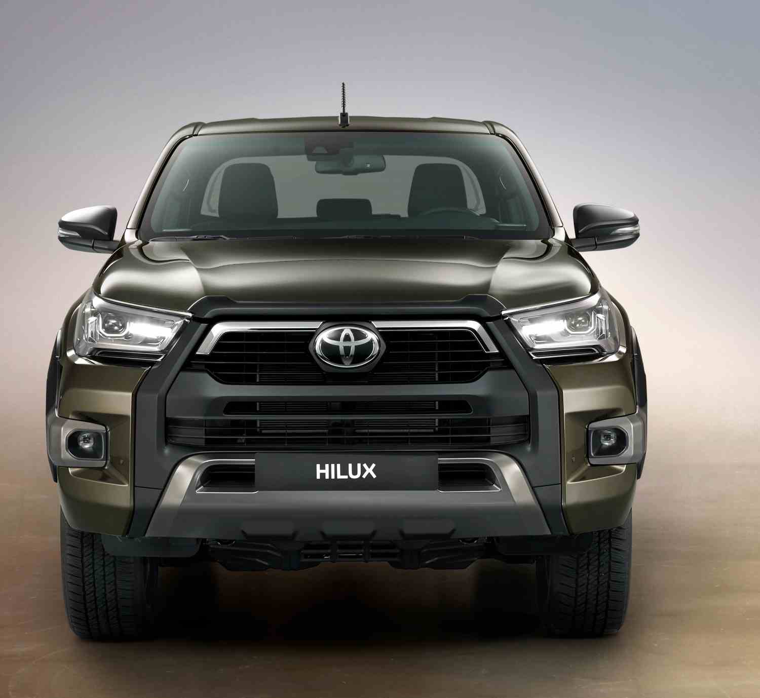 Toyota Hilux X-cab Hilux 2,8 204hk X-Cab 4WD SR+ Inv. X aut