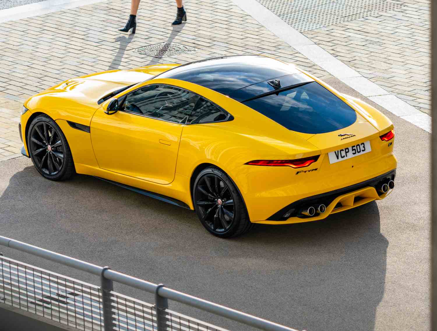 Jaguar F-Type F-TYPE 5,0 S/C 450hk AWD R-Dynamic Black