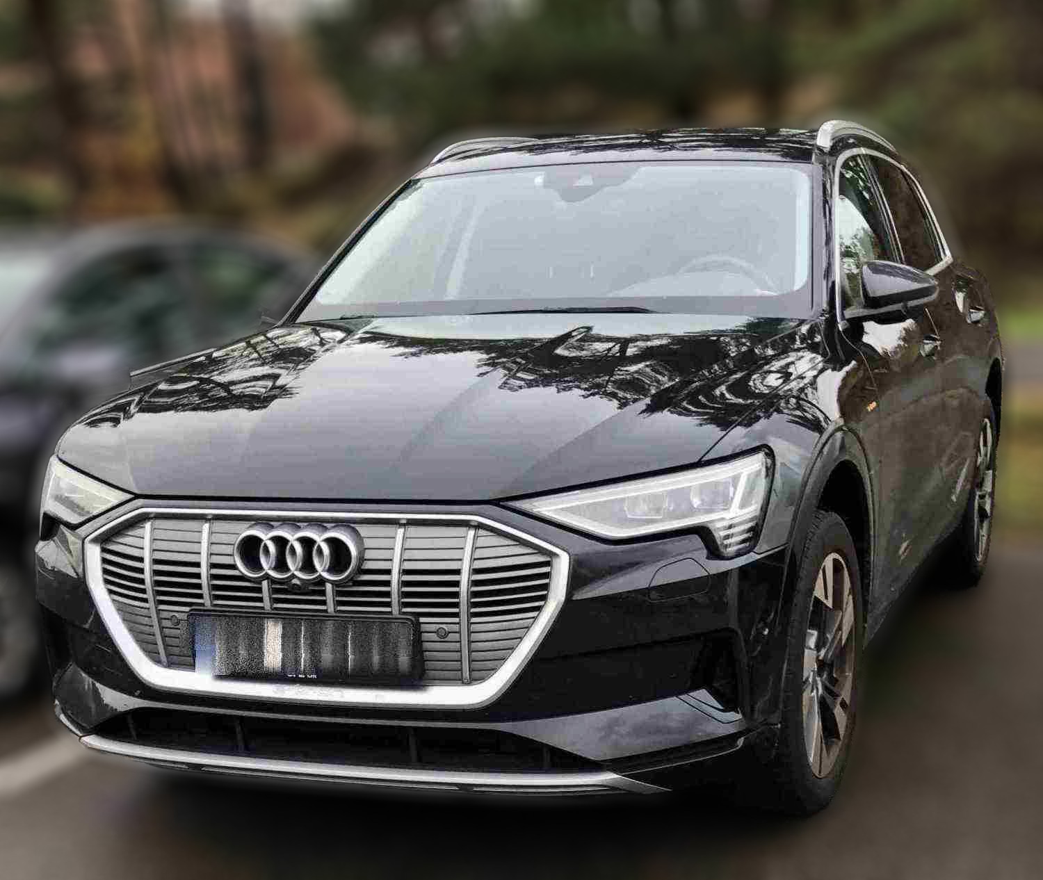 Audi E-tron 50 quattro black edition