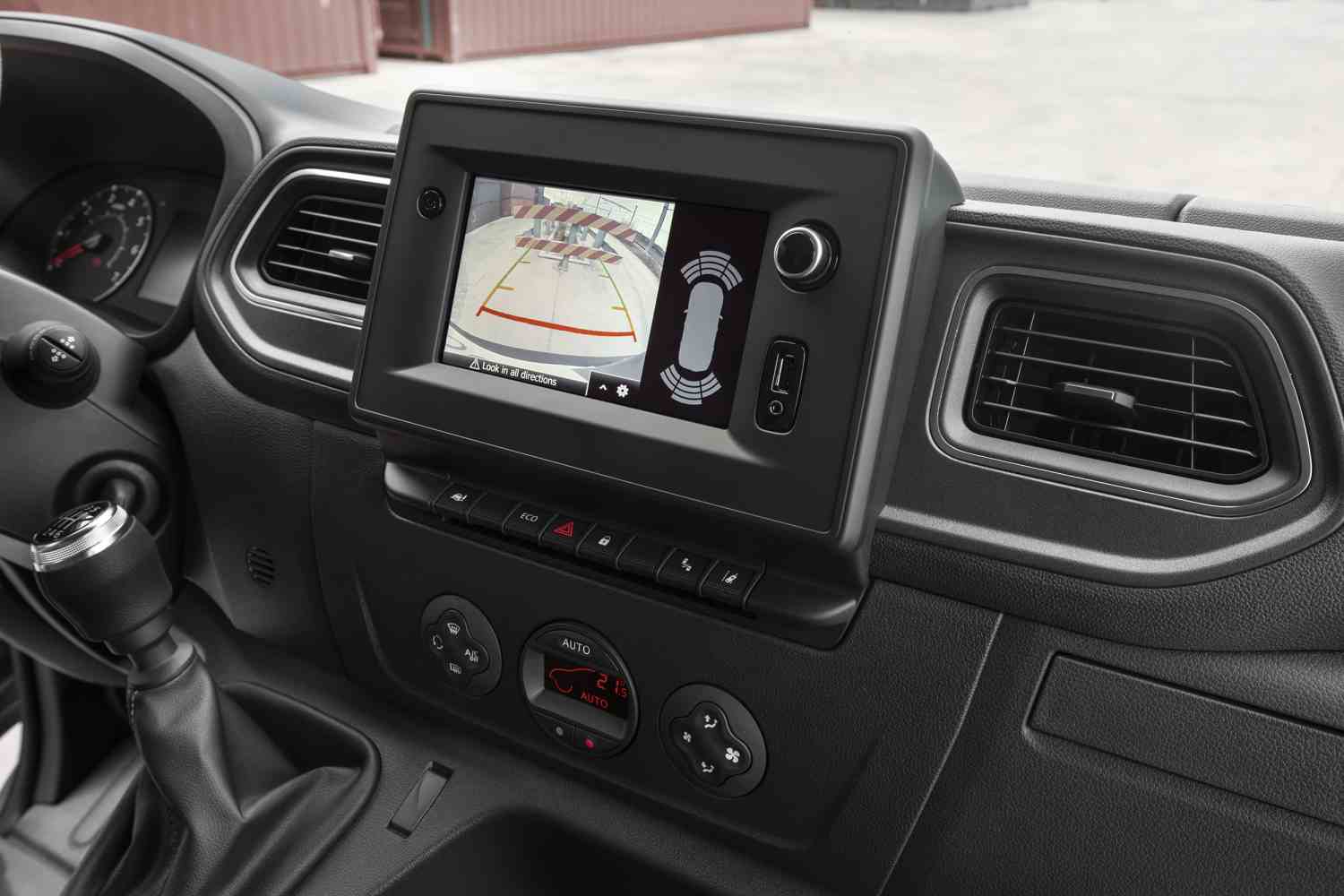 Nissan Interstar varebil Acenta L2H2 180hk 11m3 SSD M/T