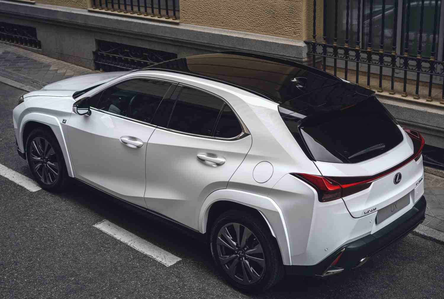 Lexus UX 250 250h AWD F Sport S Sun