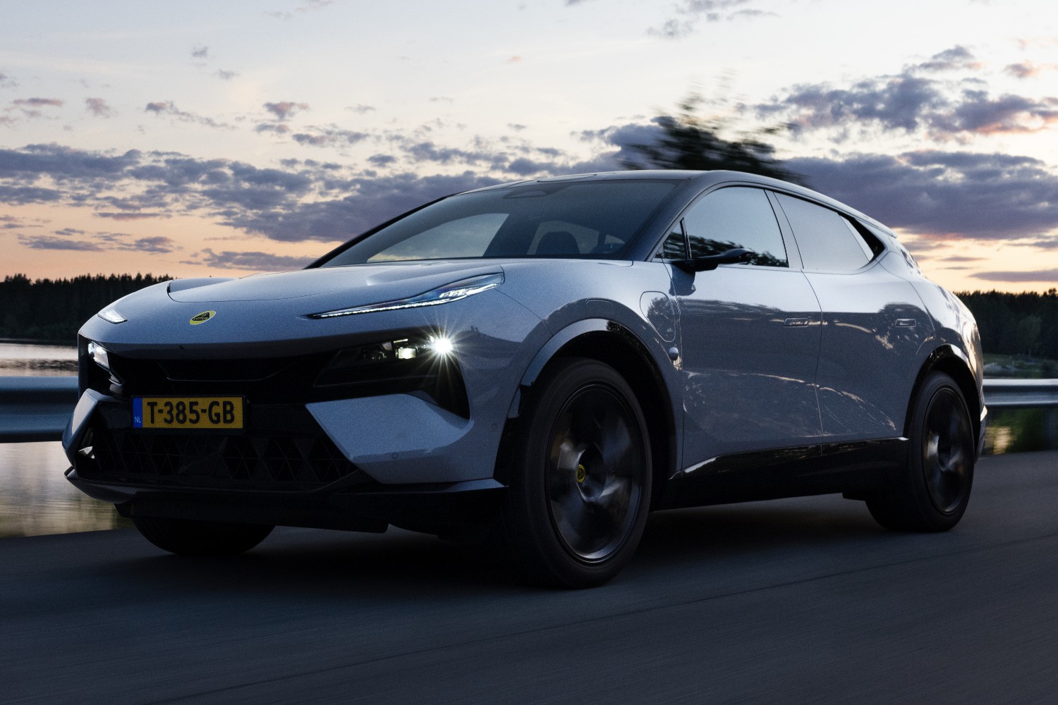Lotus Eletre Eletre S