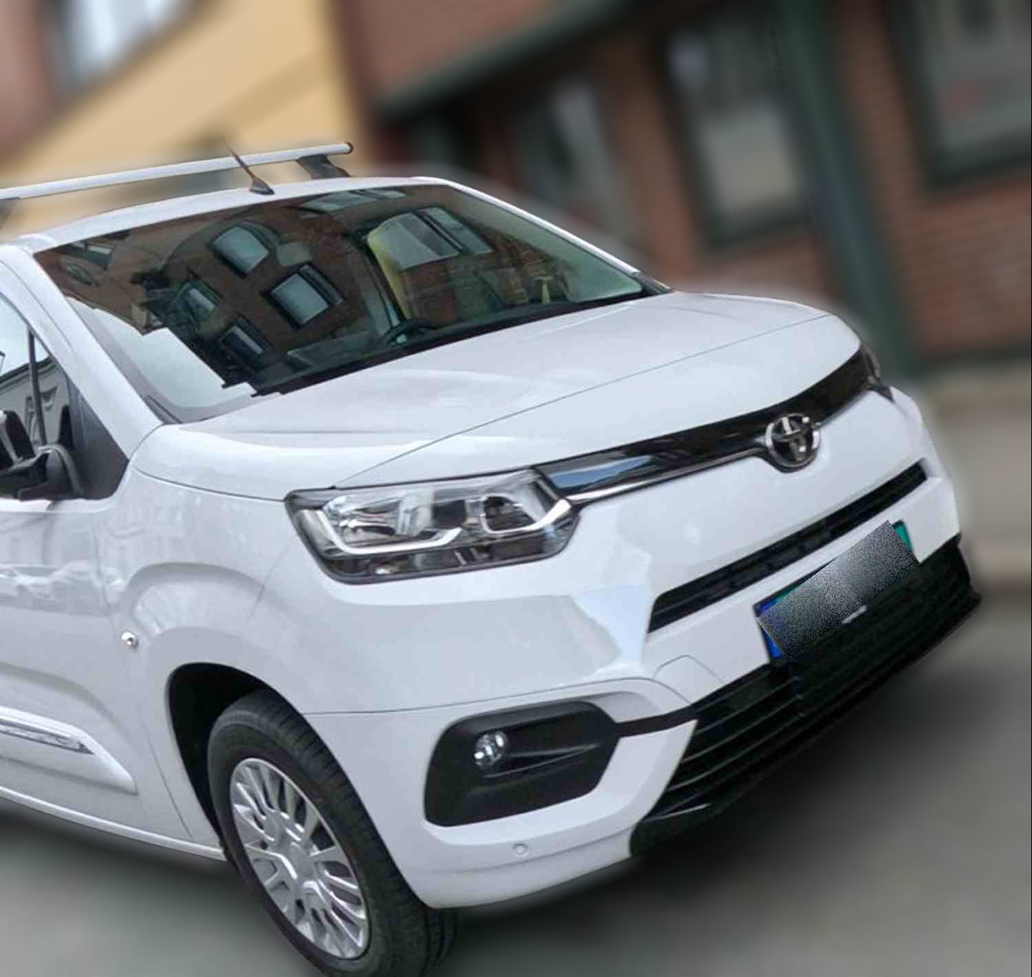 Toyota Proace City Comfort sideh. Bakd  130 diesel  L2 automat