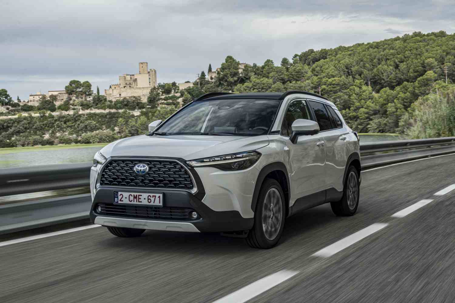 Toyota Corolla cross hybrid Executive Panorama & Leather