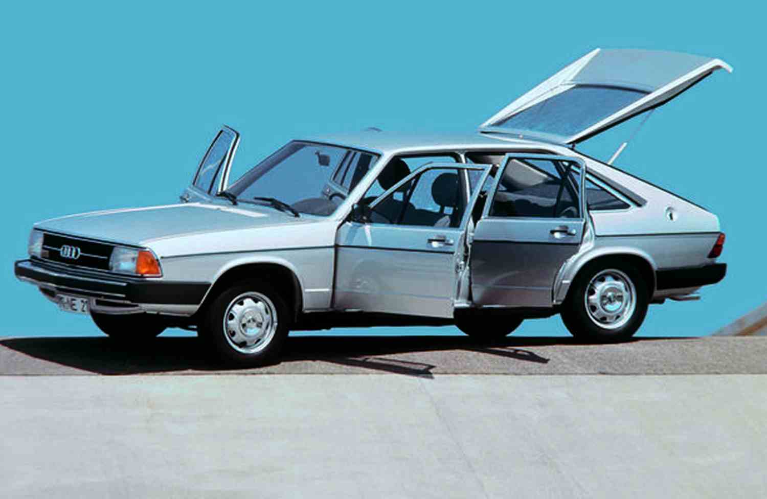 Audi 100 C2, Avant 2.0 Manuell, 4-trinn, 115hk
