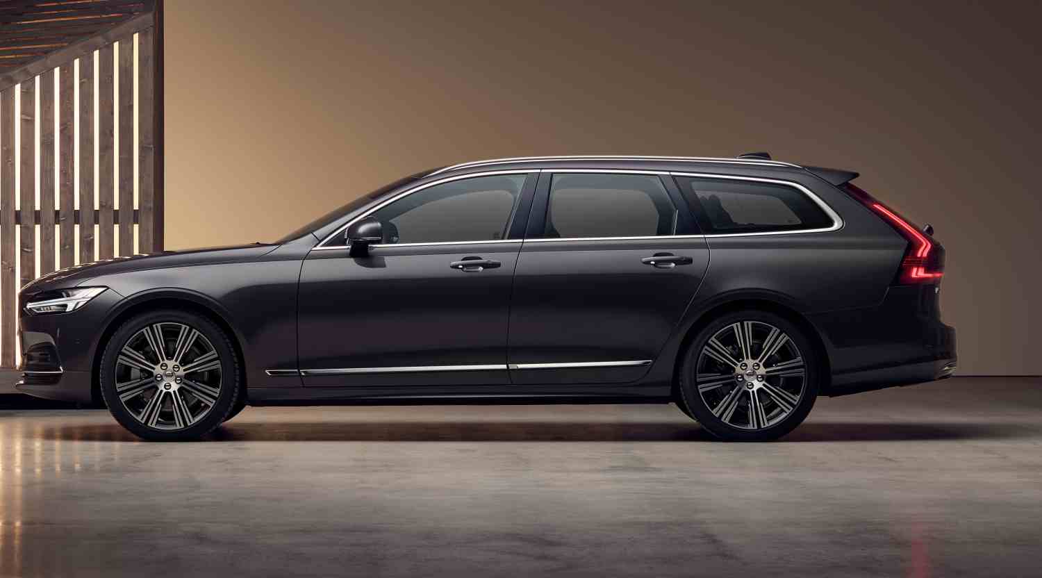 Volvo V90 + recharge T8 456 hk Plus Bright