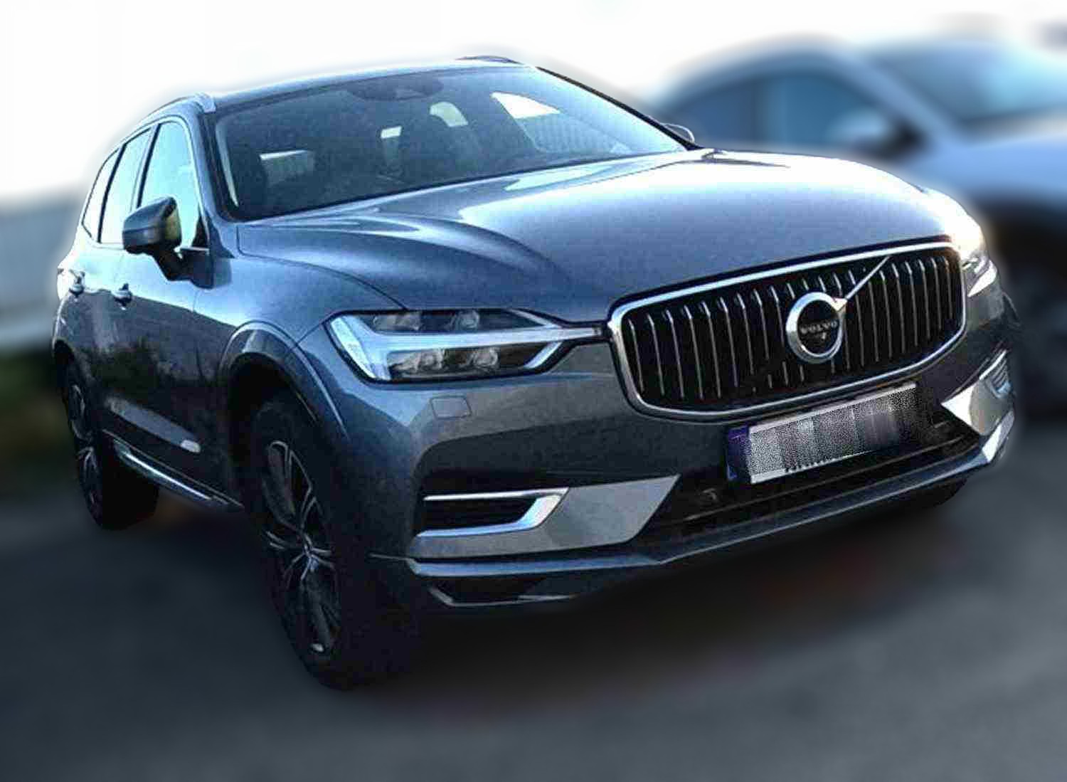 Volvo XC60 + Recharge T6 Recharge Plus edition dark