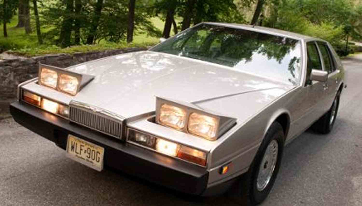Aston Martin Lagonda Lagonda II 5.3
