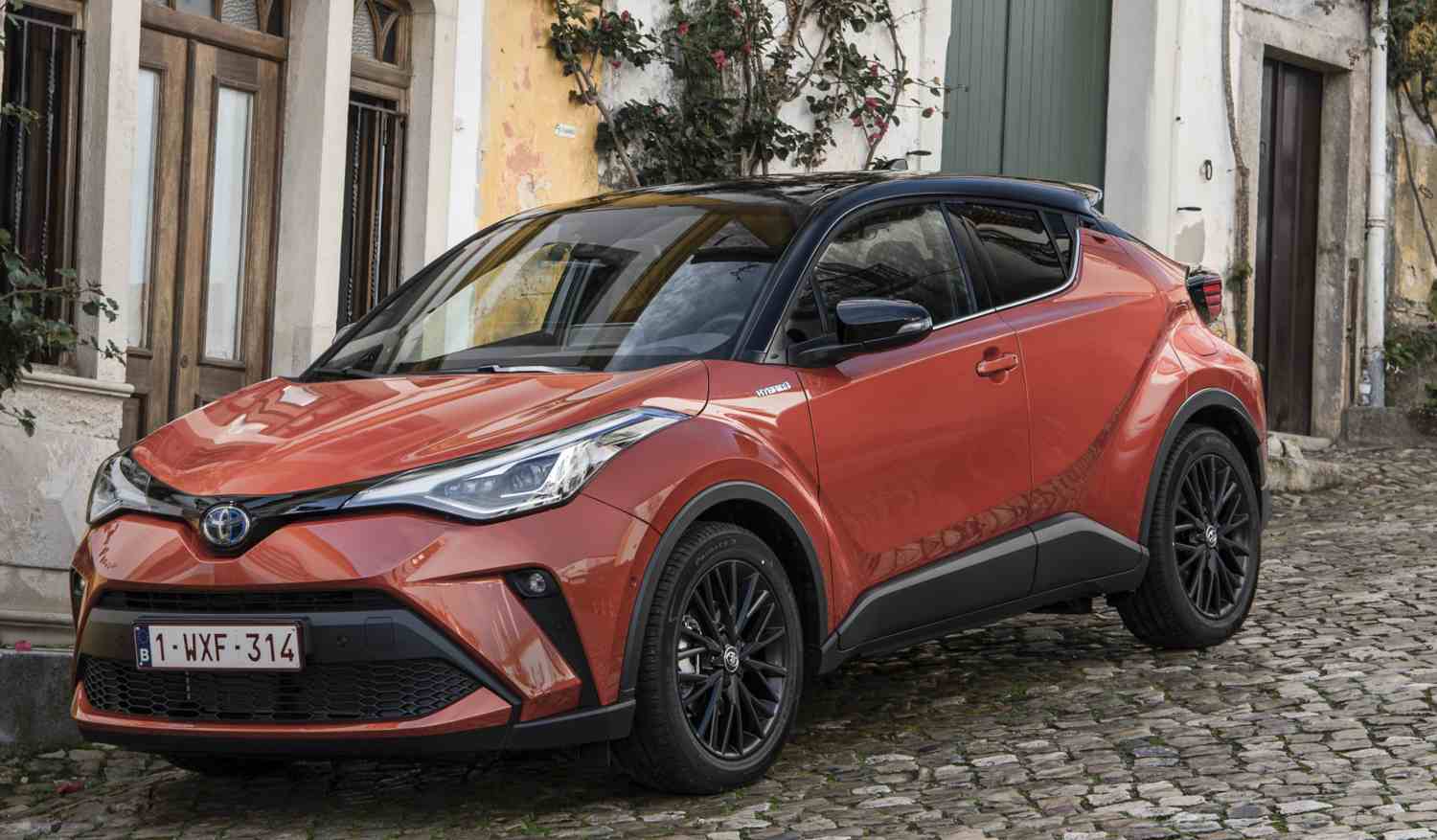 Toyota C-HR C-HR 1,8i Hybrid Lounge Tech Bitone&Alcantara&JBL