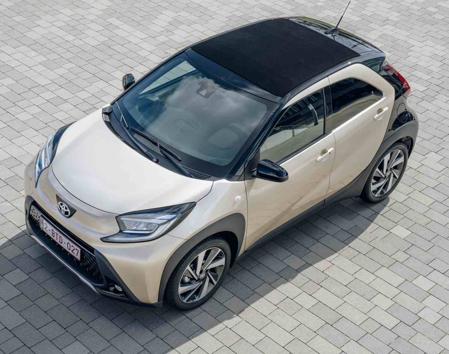 Toyota Aygo-X Life manuell X 1,0 l VVT-i bensin