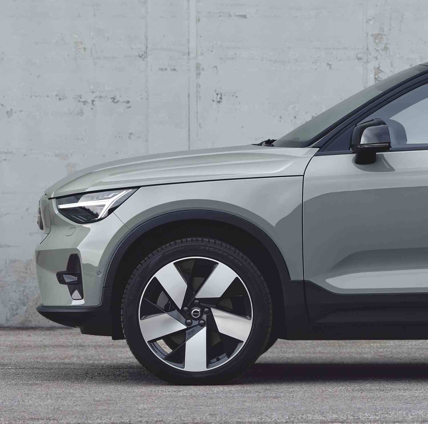 Volvo XC40 Recharge elektrisk XC40 Recharge Extended Range 252 hk RWD Ultimate