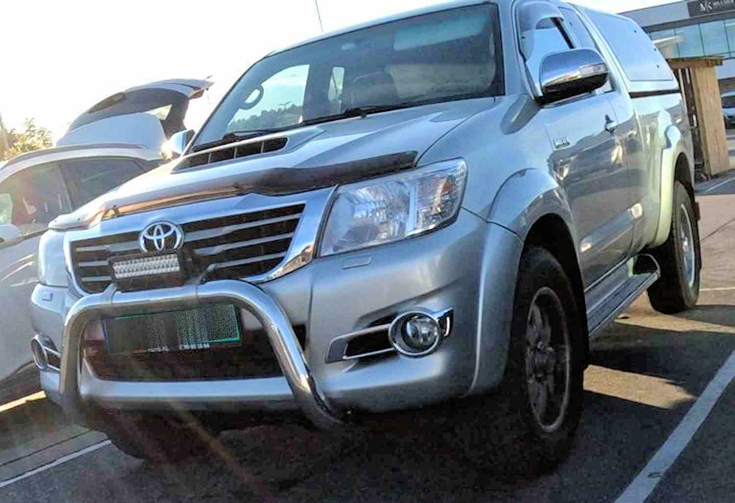 Toyota Hilux X-cab Hilux 2,5 144hk X-Cab 4WD Manuell