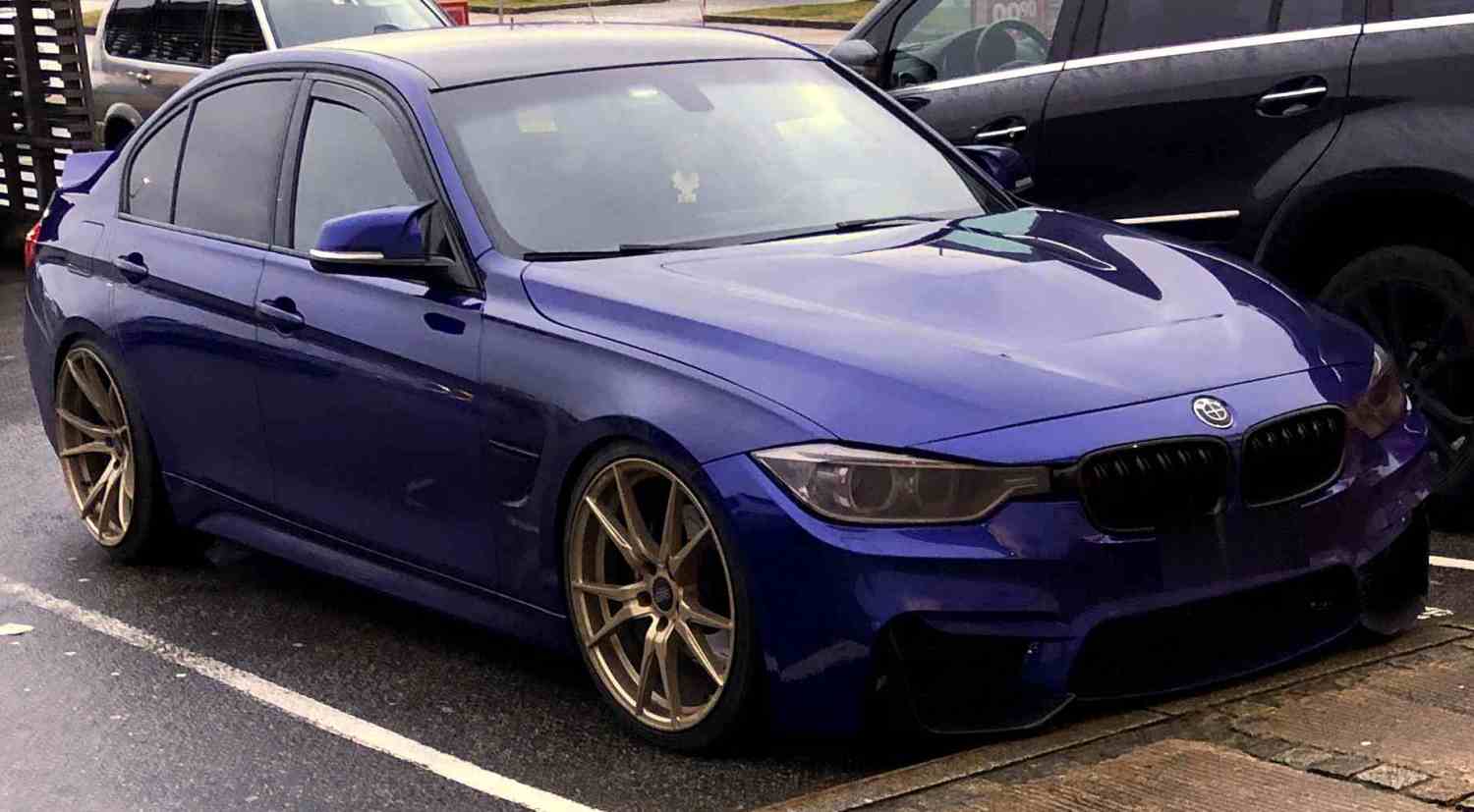BMW 3-serie sedan/coupe 320D,   sedan, 143 hk, 13 mod