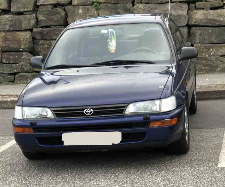 Toyota Corolla VII (E100) 1.3 XLI (75 hk)