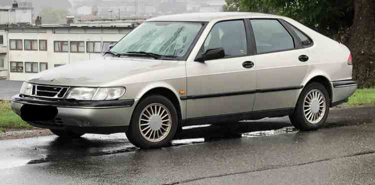 Saab 900 II 2.5 V6 24V SE