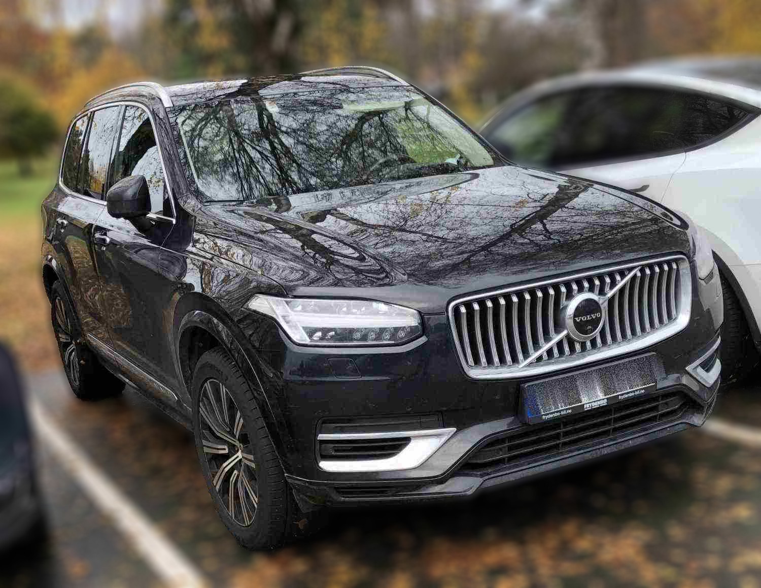 Volvo XC90 + Recharge T8 (303+87) 390 hk Plug-in hybrid R-design