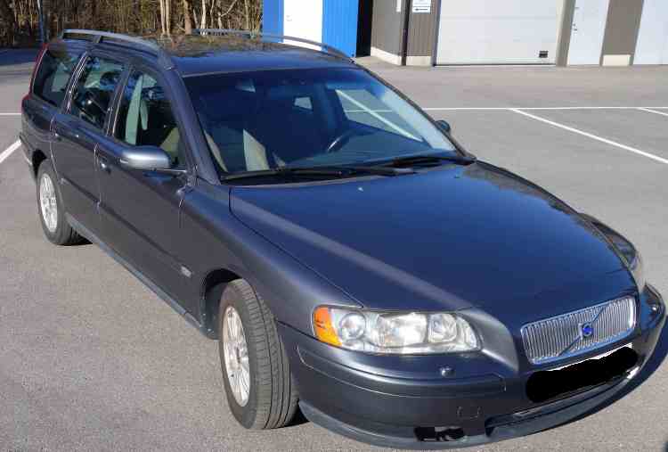 Volvo V70 II (facelift ) 2.4 (140 hk)