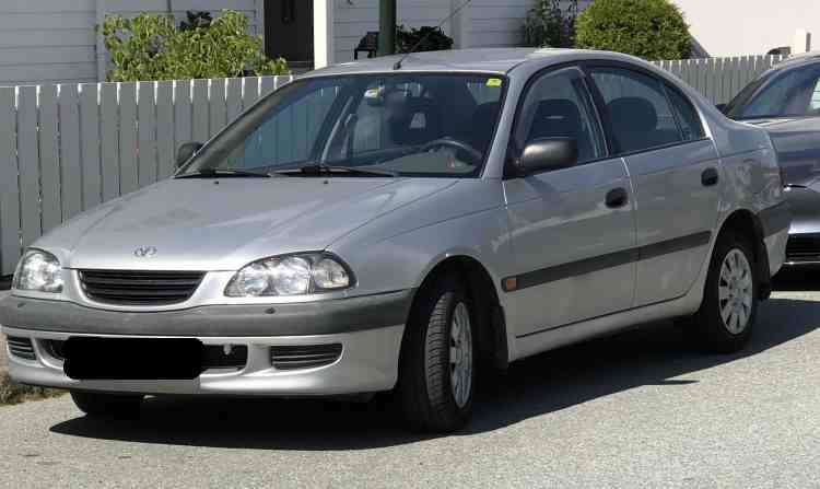 Toyota Avensis T22 1.6 110hk